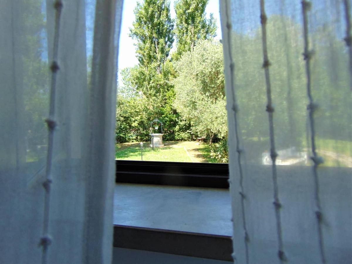 Casale Rurale Bed & Breakfast San Marco Evangelista Ruang foto